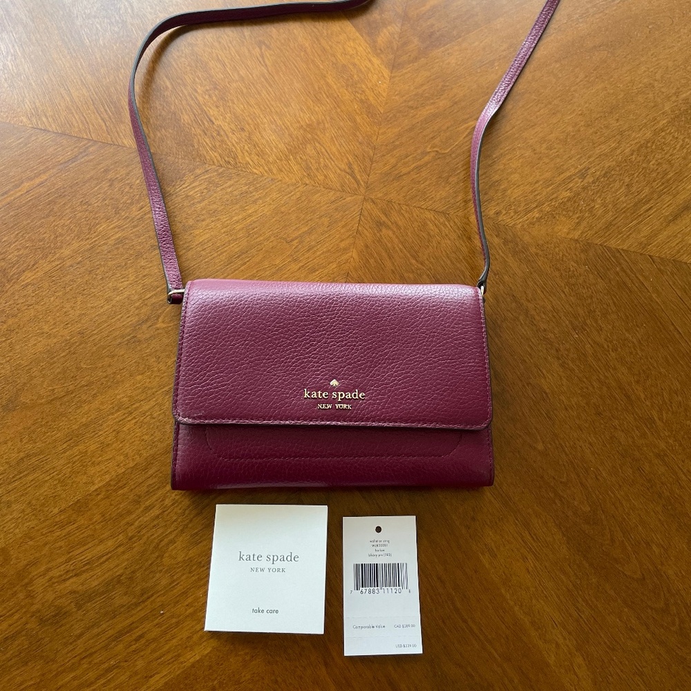 Kate Spade Harlow Wallet On a String in Blackberry Preserve
